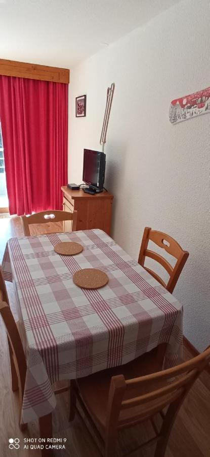 Studio Chamrousse 1700 Pour 4 Personnes - Au Calme - Avec Wifi Εξωτερικό φωτογραφία